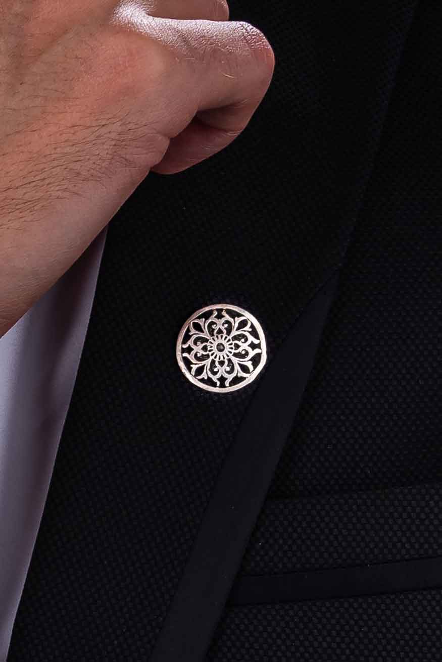 ست مردانه مشاهیر (بج و دکمه سرآستین)مدل S8 - نقره